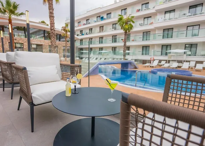 Morlans - Adults Only 4*