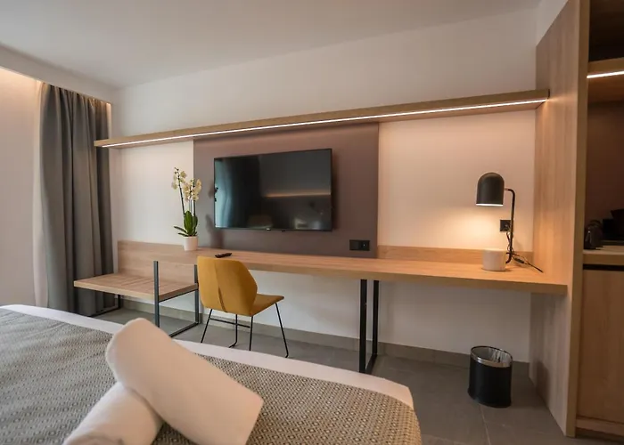 Morlans - Adults Only Peguera